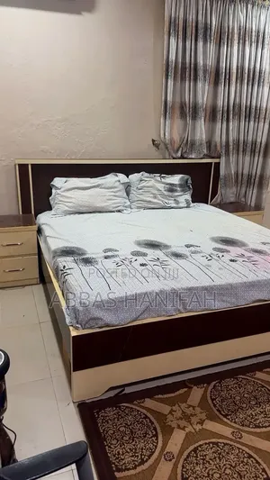 King Size 6x6 Bed Frame With Dressing Mirror Bedside Drawers