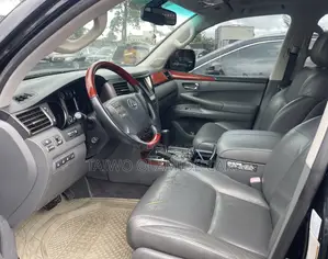 Lexus LX 570 2010 Black