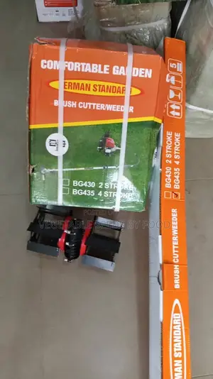 German Standard 4-stroke Grass Cutter With Paddy Weeder Attachment