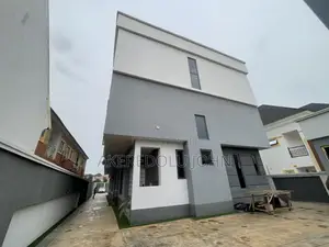 Furnished 4bdrm Townhouse/Terrace in Apo Resettlement for sale