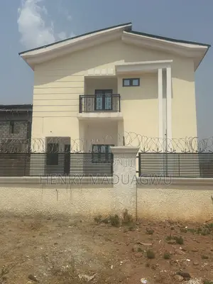5bdrm Duplex in Shalom Estate, Sabon Lugbe for sale