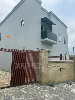 4bdrm Duplex in Around Sunny Vale, Dakwo District for sale