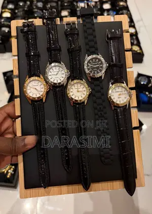 Brand New Luxury Unisex Quartz Watches – Elegant Casual Design