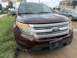 Ford Explorer Limited 4dr FWD (2.0L 4cyl 6A) 2012 Red