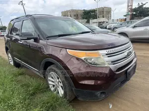 Ford Explorer Limited 4dr FWD (2.0L 4cyl 6A) 2012 Red