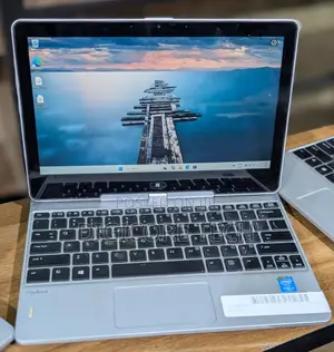 Laptop HP EliteBook Revolve 810 G3 Tablet 8GB Intel Core i5 SSD 256GB
