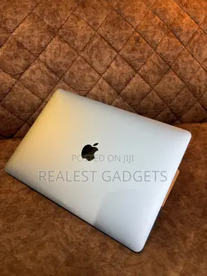 Laptop Apple MacBook Pro 2019 16GB Intel Core i7 SSD 256GB