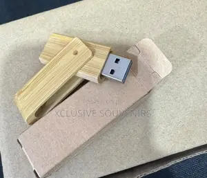 16gb Bamboo Swivel Fancy Design USB Flash Drive