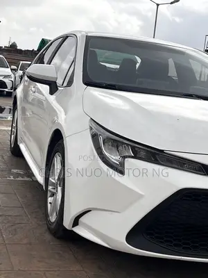 Toyota Corolla 2022 White