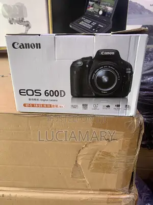 Canon Eos 600d Digtal Camera
