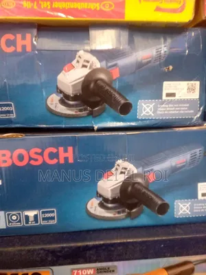 Bosch GWS 700 Professional Angle Grinder.