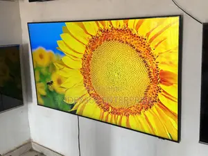 65” Samsung Smart TV Au8000 Crystal Uhd Model for Sale