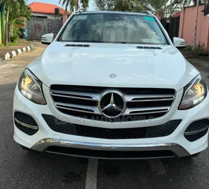 Mercedes-Benz GLE-Class 2017 White
