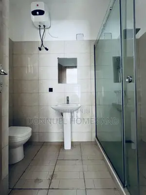 2bdrm Townhouse / Terrace in Ilaje for rent