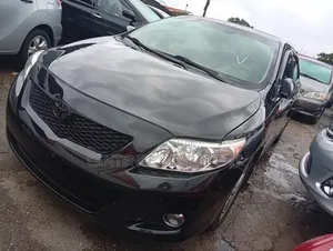 Toyota Corolla 2010 Black