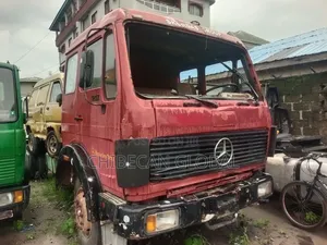 Mercedes Benz 1217 Truck (Cab and Chassis) Foreign Used