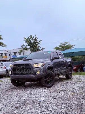 Toyota Tacoma 4dr Double Cab 2016 Gray