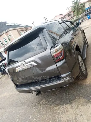 Toyota 4-Runner Trail 2011 Gray