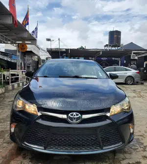 Toyota Camry SE 4dr Sedan (2.5L 4cyl 6A) 2015 Blue