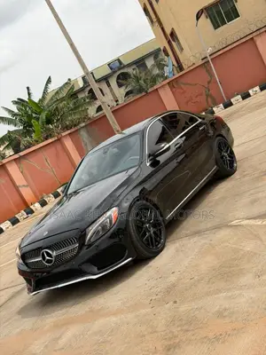 Mercedes-Benz C300 2017 Black