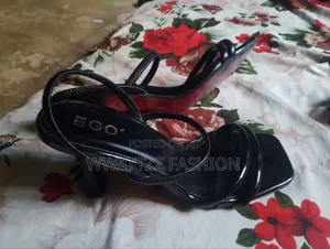 High Quality Black Heels Strap Sandals