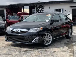 Toyota Camry XLE 4dr Sedan (3.5L 6cyl 6A) 2014 Black