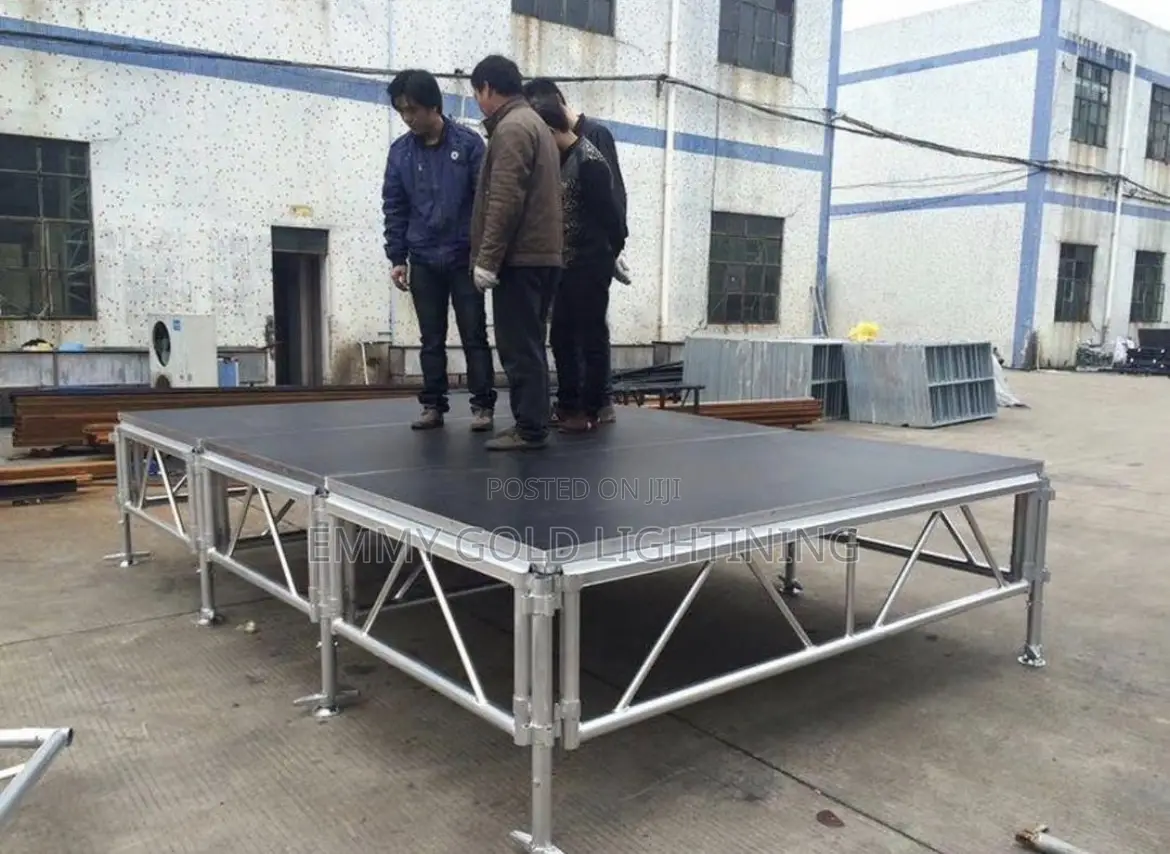 Layer Stage