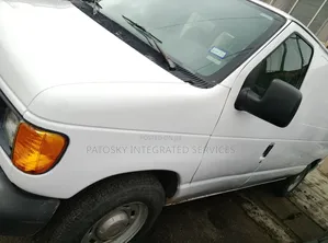 Ford Transit 2004 White