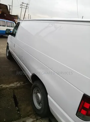 Ford Transit 2004 White