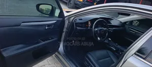 Lexus ES 2017 Beige