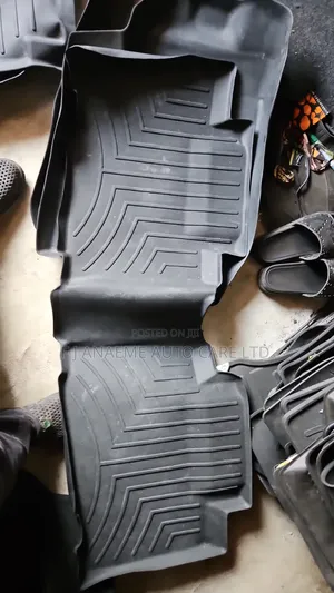 Follow Come Footmat Rubber Mat for All Kinds of Cars and Jeep