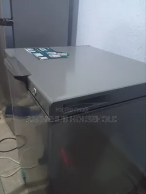 142l Hisense Chest Freezer (Two Months Used Working Perfectly)