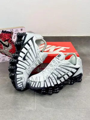 Nike Shox White and Black