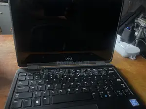 Laptop Dell Latitude 3190 4GB Intel SSD 128GB