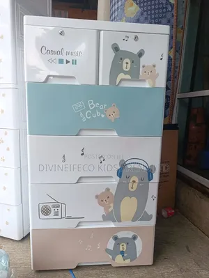 5-Tier Bear Cub Casual Music Plastic Storage Cabinet