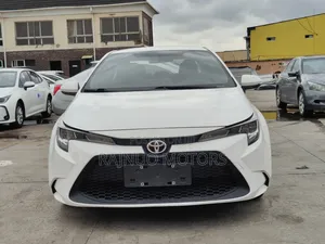 Toyota Corolla 2022 White