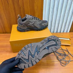 Original Louis Vuitton Classic Sneaker.