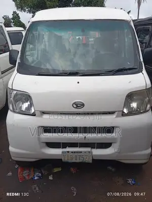 Daihatsu Hijet 2012 White