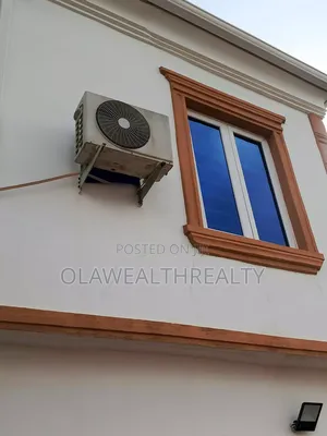 2bdrm Block of Flats in Alakia for rent
