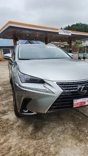 Lexus NX 2018 Silver