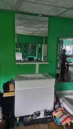 Hanging Cabinet Basin