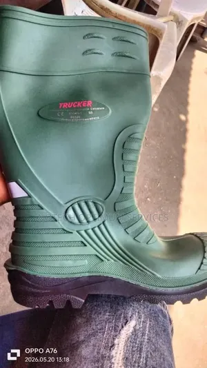 Rainboot Trucker