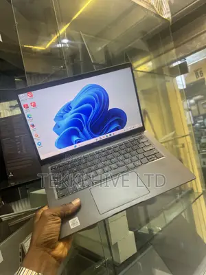 Laptop Dell Latitude 7410 8GB Intel Core i5 SSD 256GB