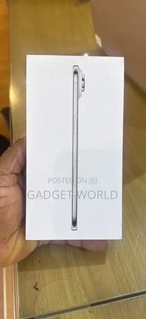 New Apple iPhone Air 256 GB Gold