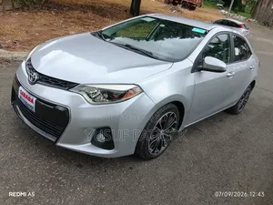 Toyota Corolla 2016 Silver