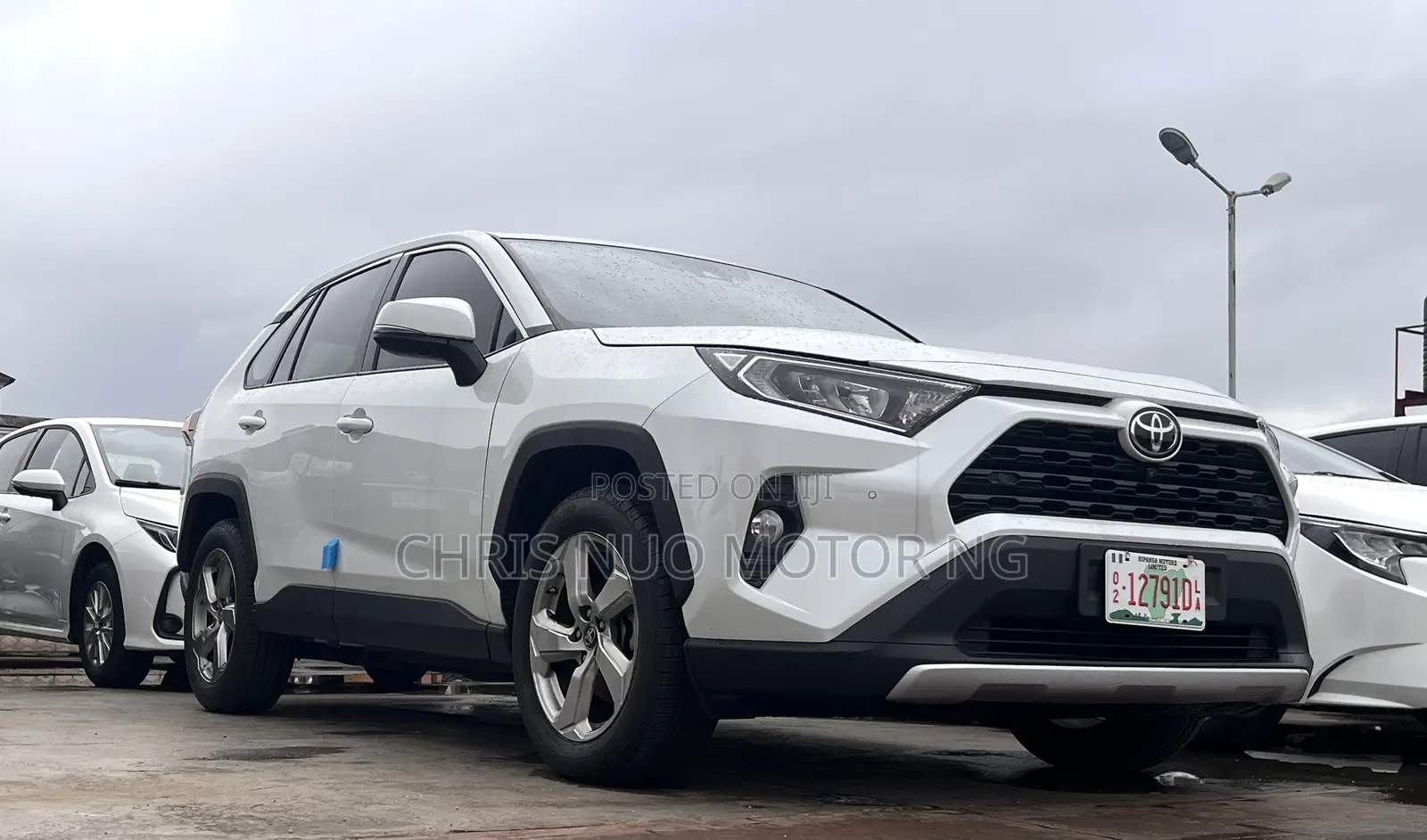 Toyota RAV4 2023 White