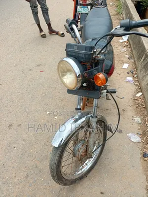 Bajaj Boxer 2023 Red