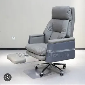 Luxury Executive Office Chair With Footrest