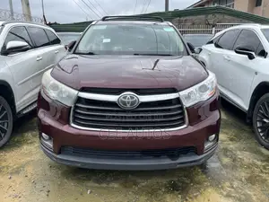 Toyota Highlander Limited 4dr SUV AWD (3.5L 6cyl 6A) 2015 Maroon