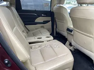 Toyota Highlander Limited 4dr SUV AWD (3.5L 6cyl 6A) 2015 Maroon